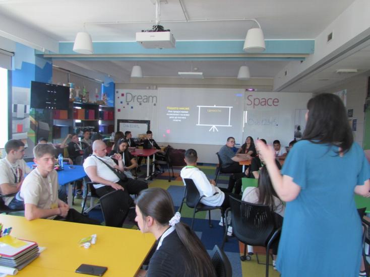 Dream Space Bulgaria, ученици, 
