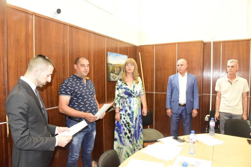 Полагане на клетва, нов кмет, село Брежани, Петьо Борисов, клетва