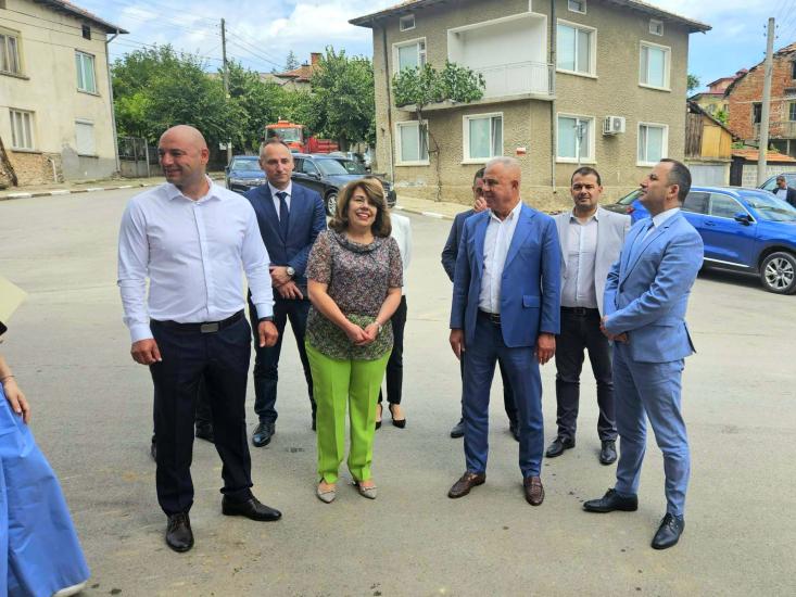 Апостол Апостолов, МРРБ, Виолета Коритарова, министър Коритарова,