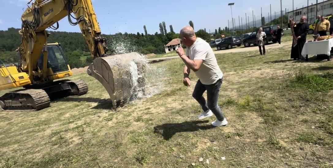 Апостол Апостолов, първа копка