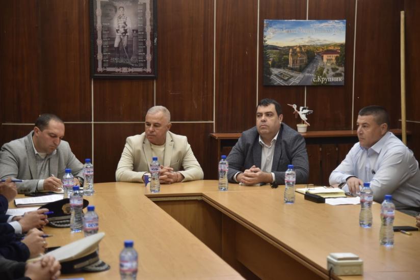Апостол Апостолов , среща, МВР