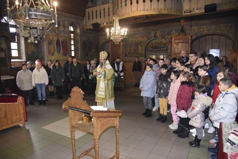 Свети Стилиан, празник, Архиерейска Света литургия, негово Високопреосвещенство митрополит Серафим, отец Спас