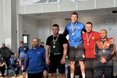 Александър Ваканин, Републиканско първенство по свободна борба, село Крупник