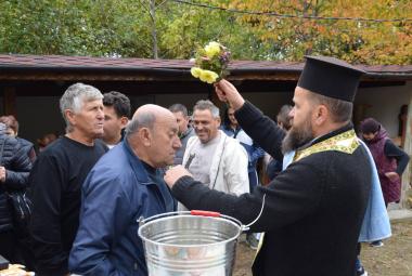 Община Симитли (121), Симитли Инфо (3418), село Брежани (474), Райчов Валог (3275), Свети Лука (1140), Празник (38), водосвет (1759), традиции (857), Петьо Борисов (2277)