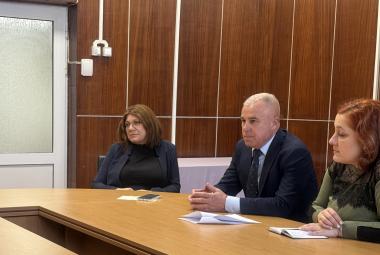 Симитли, Апостол Апостолов, работна среща, земеделски земи
