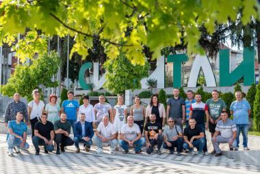 Апостол Апостолов, Поли и приятели, предизборна кампания, откриване