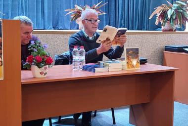 Владо Каперски, представяне, книга
